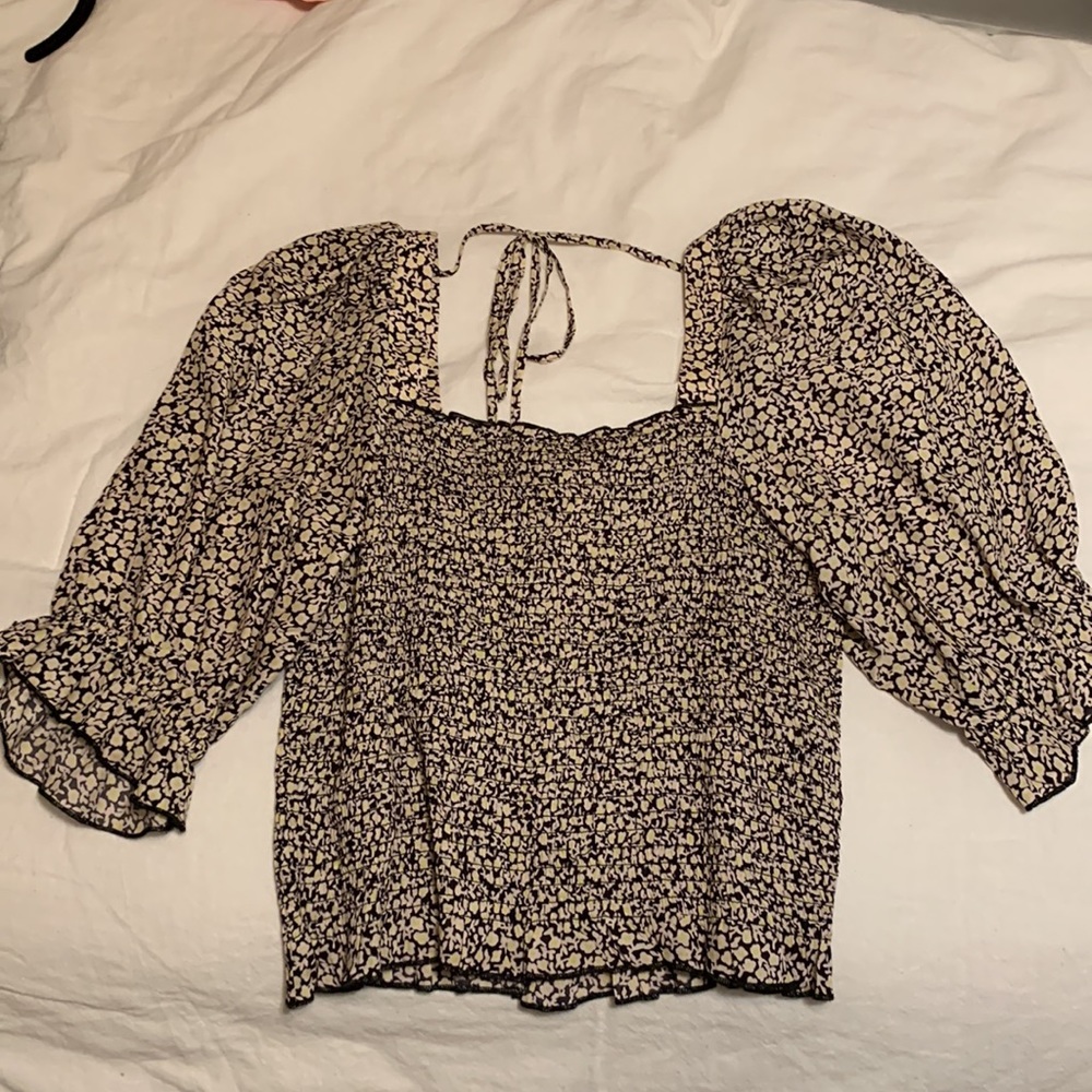 H&M blouse - Picture 3 of 3